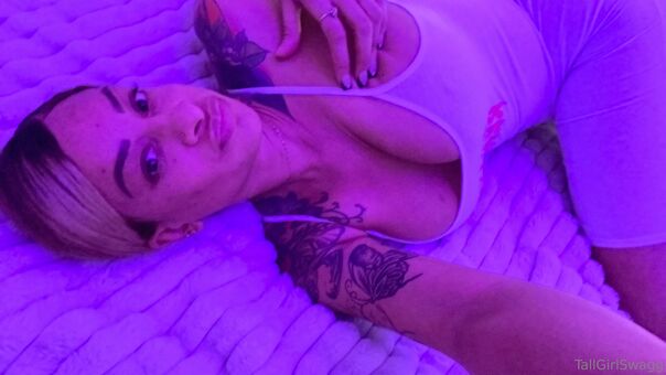tallgirlswagg Nude Leaks OnlyFans Photo 39