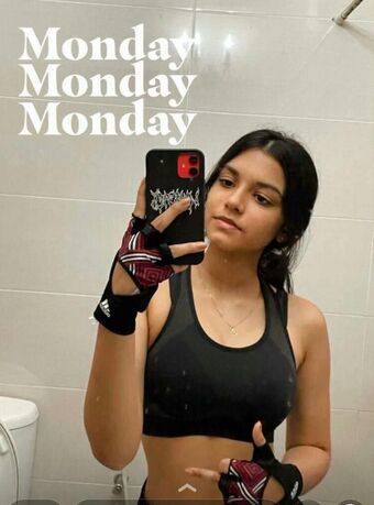 tessaar / tessafowler / tessaisnotokay Nude Leaks OnlyFans  – Leaked Models