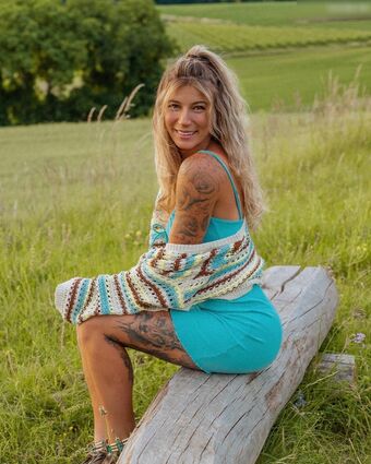 Tschulique Nude Leaks OnlyFans Photo 12