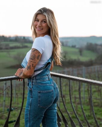 Tschulique Nude Leaks OnlyFans Photo 4