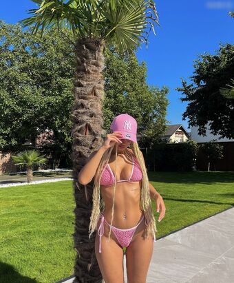 Aaliyah Jay Nude Leaks OnlyFans Photo 1