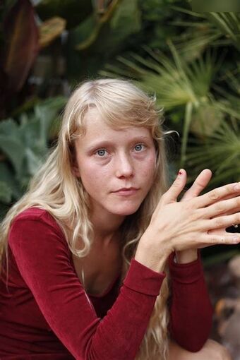 Alice Phoebe Lou Nude Leaks OnlyFans Photo 9