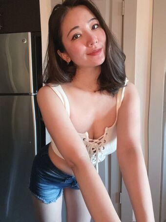 Emily Wang Nude Leaks OnlyFans Photo 23