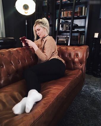 Farina Jo Nude Leaks OnlyFans Photo 12