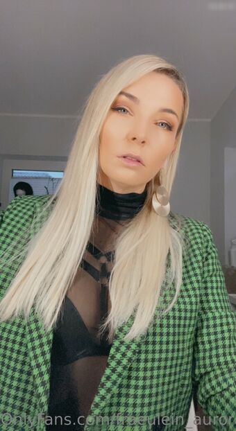 Fräulein_Aurora Nude Leaks OnlyFans Photo 39