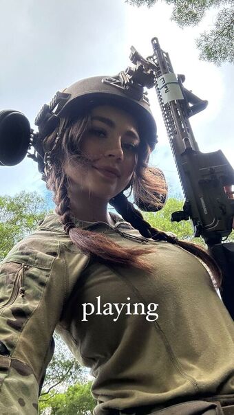 Lunchbaglujan Nude Leaks OnlyFans Photo 37