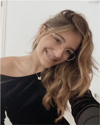 Jada Karabas / jadajakova / jadakrbs Nude Leaks OnlyFans  – Leaked Models