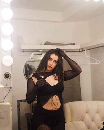 Lauren Jauregui Nude Leaks OnlyFans Photo 100