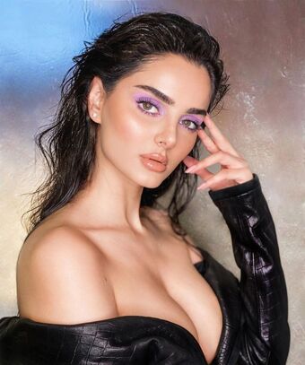 Mahlagha Jaberi / mahlaghajaberi Nude Leaks OnlyFans  – Leaked Models