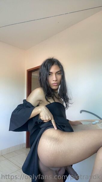 Pietra Vdk Nude Leaks OnlyFans Photo 17