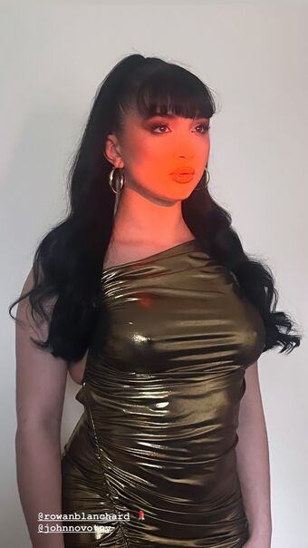 Rowan Blanchard / rowanblanchard Nude Leaks OnlyFans  – Leaked Models
