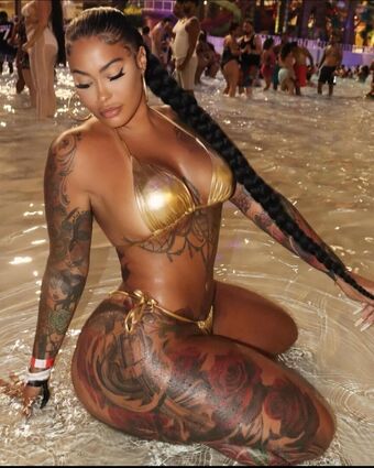 TattedUpHolly Nude Leaks OnlyFans Photo 23