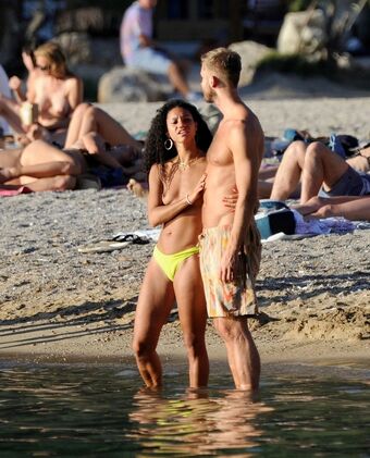 Vick Hope Nude Leaks OnlyFans Photo 65