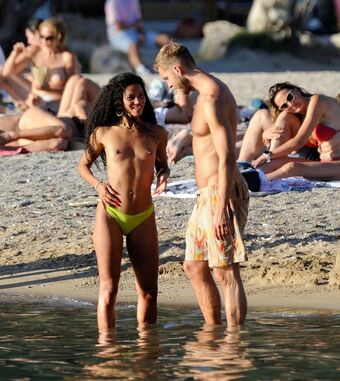 Vick Hope Nude Leaks OnlyFans Photo 62