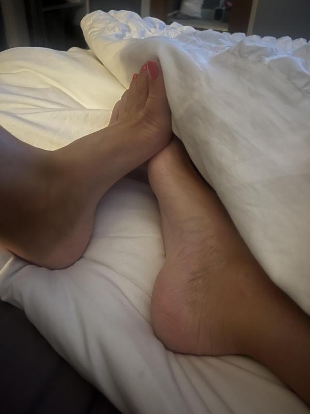 chelsfeet77 / Chelsfeet – Nude Onlyfans