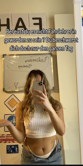 fahrlehrerinanastatia Nude Leaks OnlyFans Photo 2