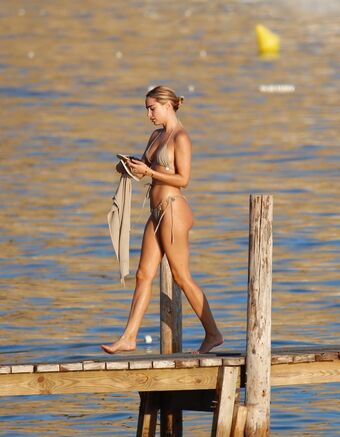 Kimberley Garner Nude Leaks OnlyFans Photo 262