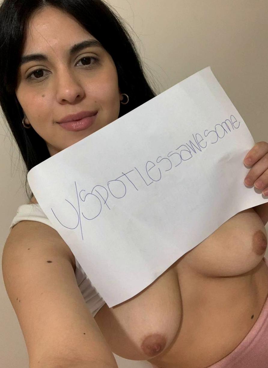 spotlessawesome / Zoe 🤍 – Nude Onlyfans